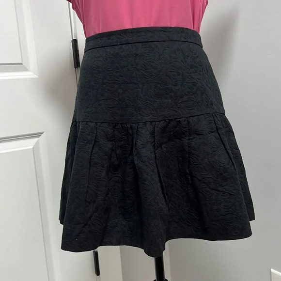 J.Crew women’s skirt mid ruffle to bottom black size 4 - Picture 1 of 5